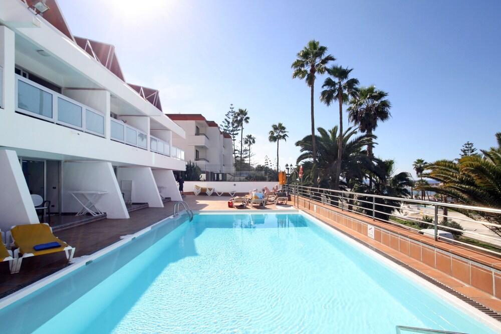 Apartamentos Miami Пуерто Рико Екстериор снимка